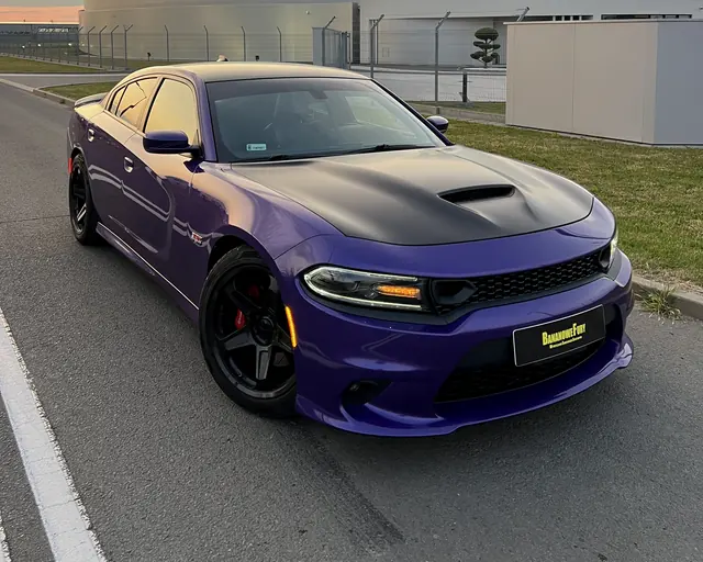Dodge Charger 6.4
