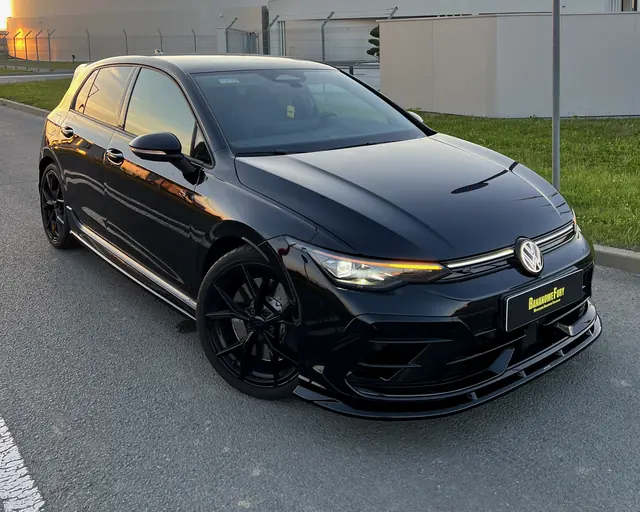 Volkswagen Golf R 8.5